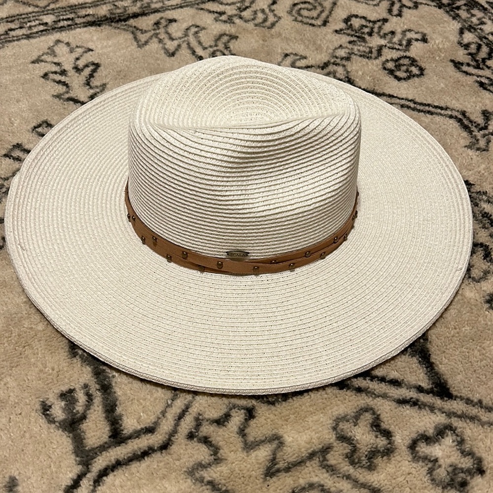 Stala Studded Band Women’s Hat